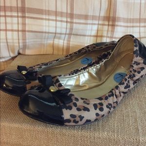Tahari Cheetah Print Flats